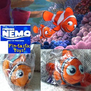 McDonalds 2003 Disney Pixar Finding Nemo 2 Toy Nemo Marlin Clown Fish 
