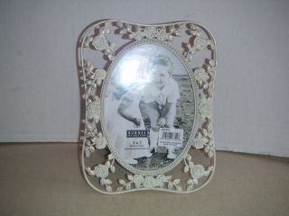 Burnes of Boston Antique Looking Picture Frame 5 x 7