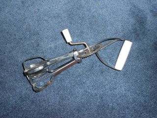 Vtg Ekco Off to The Side Hand Held Egg Beater Kitchen Tool