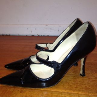 Manolo Blahnik Campari Black Patent Mary Jane Heels 38 5 USA Womens 7 