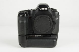 Canon 5D Camera Body with BG E4 Battery Grip