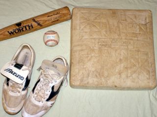 Jose Canseco 40 40 Game Used Base Ball Cleats Base Oakland As MLB MVP 