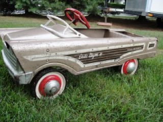 1959 MURRAY MERCURY DUDE WAGON PEDAL CAR WITH PENN STATE DECAL