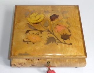 VINTAGE WOOD MUSIC / JEWELRY BOX BY PASQUALE CAPRA CO. ITALY