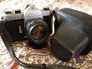 Asahi Pentax Spotmatic 35mm SLR Film Camera with 50 mm Lens and Case 