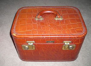 Vintage Cavanaugh Luggage Craftsmen Vanity Makeup Cosmetic Train Case 
