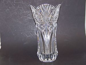 Thick heavy hand cut lead crystal glass vase scalloped fan rim star 