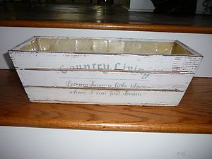 COUNTRY WHITE DISTRESSED WOOD FLOWER PLANTER BOX WINDOW BOX