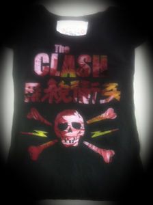 THE CLASH Amplified Clothing Tee Chaser LA Punk Urban Outfitters 