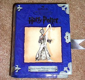 2001 Hallmark Harry Potter Chooses a Wand NIB Pewter Christmas 