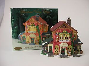 Christmas Heartland Valley Village Limited Edition Santas Gifts