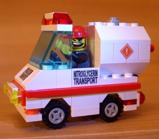 Custom NITROGLYCERIN TRANSPORT vehicle for town city train police LEGO