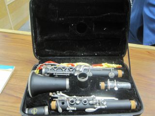 Mark II Clarinet B Flat in Hard Case GREAT CONDITION 8025 CE