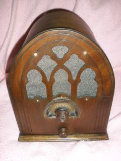 Clinton Cathedral Tube Radio Excellent Rare