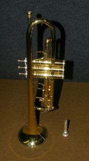 Conn 23B Student Model Trumpet with Case Bach 1 1 2c Mouthpiece