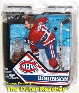  Conn Smythe Trophy where the regular figure does not. Display base is