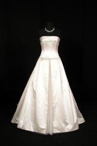  designer vera wang couture bridal gown original retail price $ 6300 00