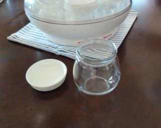 Girmi Miracle Yogurt Maker JC70 with 6 Jars and Instructions VG
