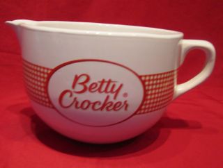 Betty Crocker Logo 3 Qt Mixing Bowl Red Beige Large Heavy Crockery Cup
