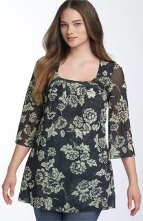 Sweet Pea by Stacy Frati Square Neck Mesh Tunic (Plus)