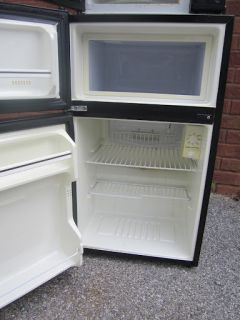 Micro Fridge Combination Refrigerator Freezer Microwave 2 9 CU ft Mini