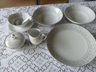 DAULTON IMPERIAL CHINA SERVING PIECES ~7 WHITNEY PATTERN SERVING