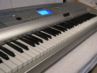 Yamaha Dgx500 Keyboard without Stand DGX 500 w/ Power supply