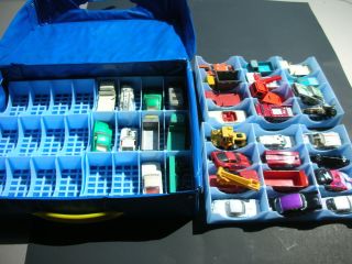 48 CAR HOTWHEELS CARRYING CASE w/ MIXTURE OF VINTAGE 36 DIECAST CARS
