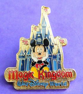 Disney Pin Walt Disney World Gold Magic Kingdom Cinderella Castle