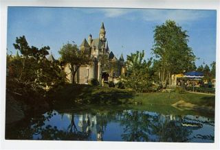 Disneyland Sleeping Beauty Castle Postcard Fantasyland D 11