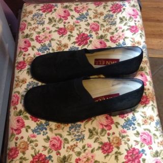 Vaneli Black Suede Loafers Womens Size 9 5 Very Nice
