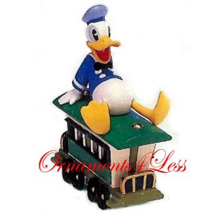 Hallmark Merry Miniatures 1998 Donalds Passenger Car