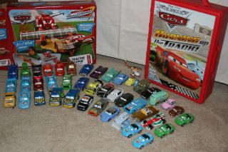  of Disney Pixar Cars Diecast Cars w/ Carrying Case Very Good Condition