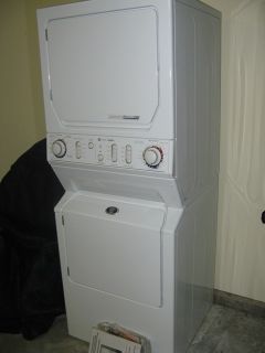 Maytag Gas 27 1 4 Stacking Stacked Washer Dryer Combo