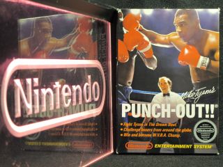 Nintendo NES Mike Tysons Punch Out CIB Complete in Black Box Near