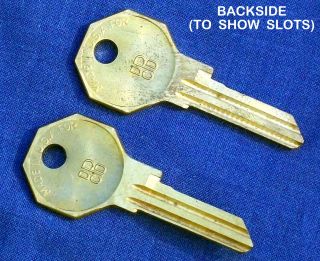 Vintage DPCD Logo Brass Uncut Keys Mopar Door Ignition B s 82594