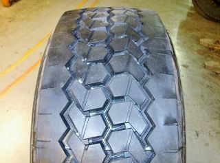 445 65R22 5 FACTORY TAKE OFF 20PLY TRUCK TIRE
