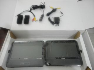 Philips Portable DVD Player Dual 9 in Screens PET9402