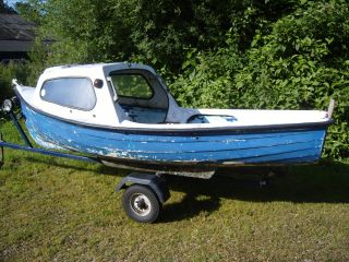 12 Fibreglass Max Craft Cabin Boat / Dinghy with Cuddy for Fishing