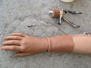 Centri Hosmer Dorrance Prosthetic Artificial Arm Hook Woman’S