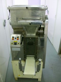  Pasta Maker Dough Extruder Mixer