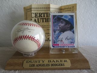 DUSTY BAKER Memorabilia LA DODGERS Autographed Baseball in Case Topps