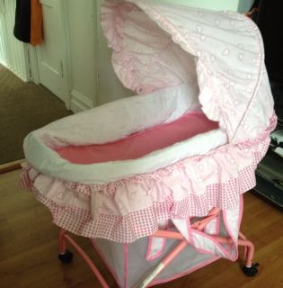 Dream on Me 2 in 1 Bassinet to Cradle in Pink