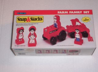  Ertl Snap Stacks Farm Family Set Lego 9 Piece