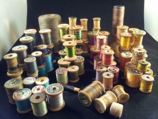 Great lot of vintage thread/wooden spools. Some empty, some very used