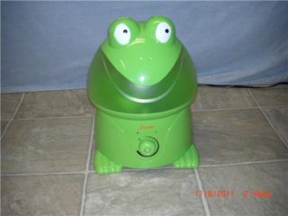 Crane EE 3191 Adorable 1 Gallon Cool Mist Humidifier Frog