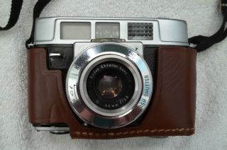  Automatic 35B Camera w/Leather case Made in the USA (35mm camera