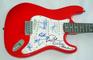 Les Paul Eric Johnson Music Artists Signed Guitar 9 Signatures UACC RD