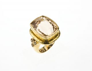 Elizabeth Locke Yellow Gold Ring with Yellow Beryl and Diamonds