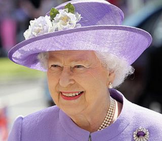 2012 Her Majesty Queen Elizabeth II   Perth $1 Fine 99.9% Pure Silver
